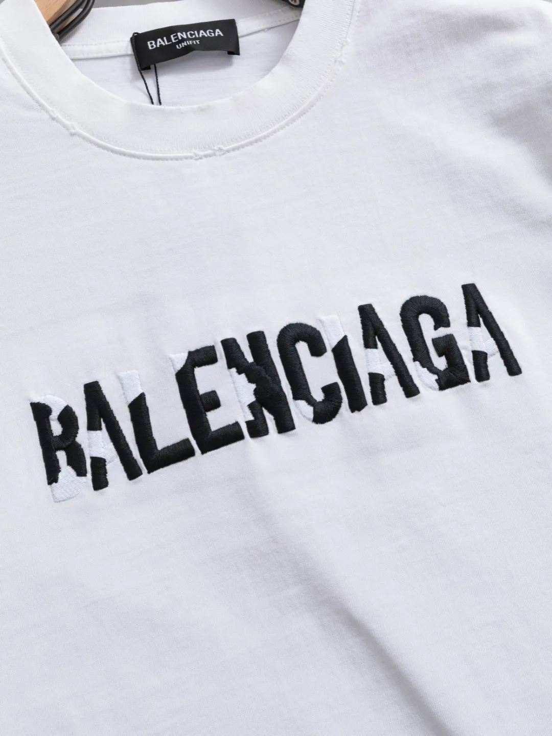 P100✨🔥 [BALENCIAGA] 2026FW short-sleeved T-shirt Premium 26s double yarn 300g fabric embroidery fraying process Color: Black White Red Size: S M L XL 2XL